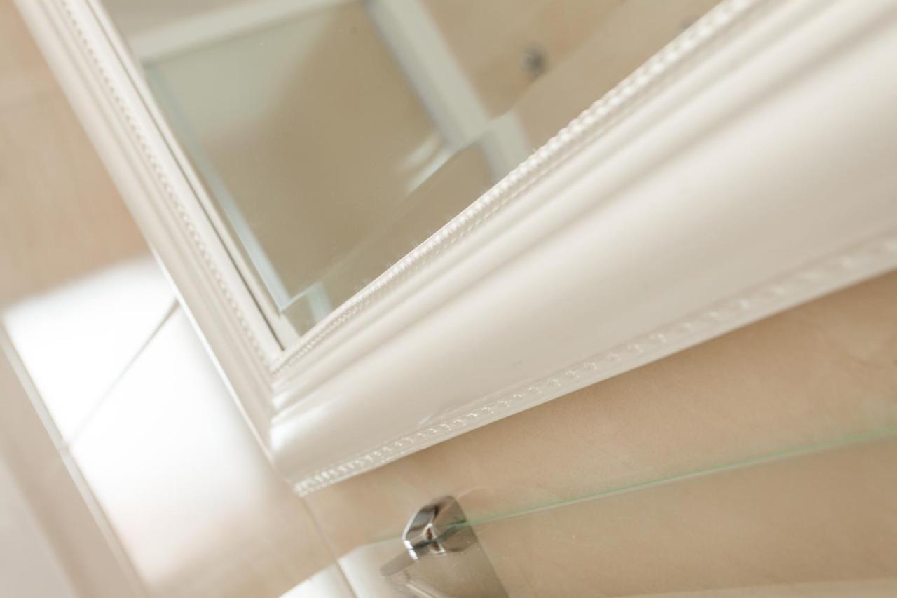 Aneli Rooms & Apartament 罗维尼 外观 照片